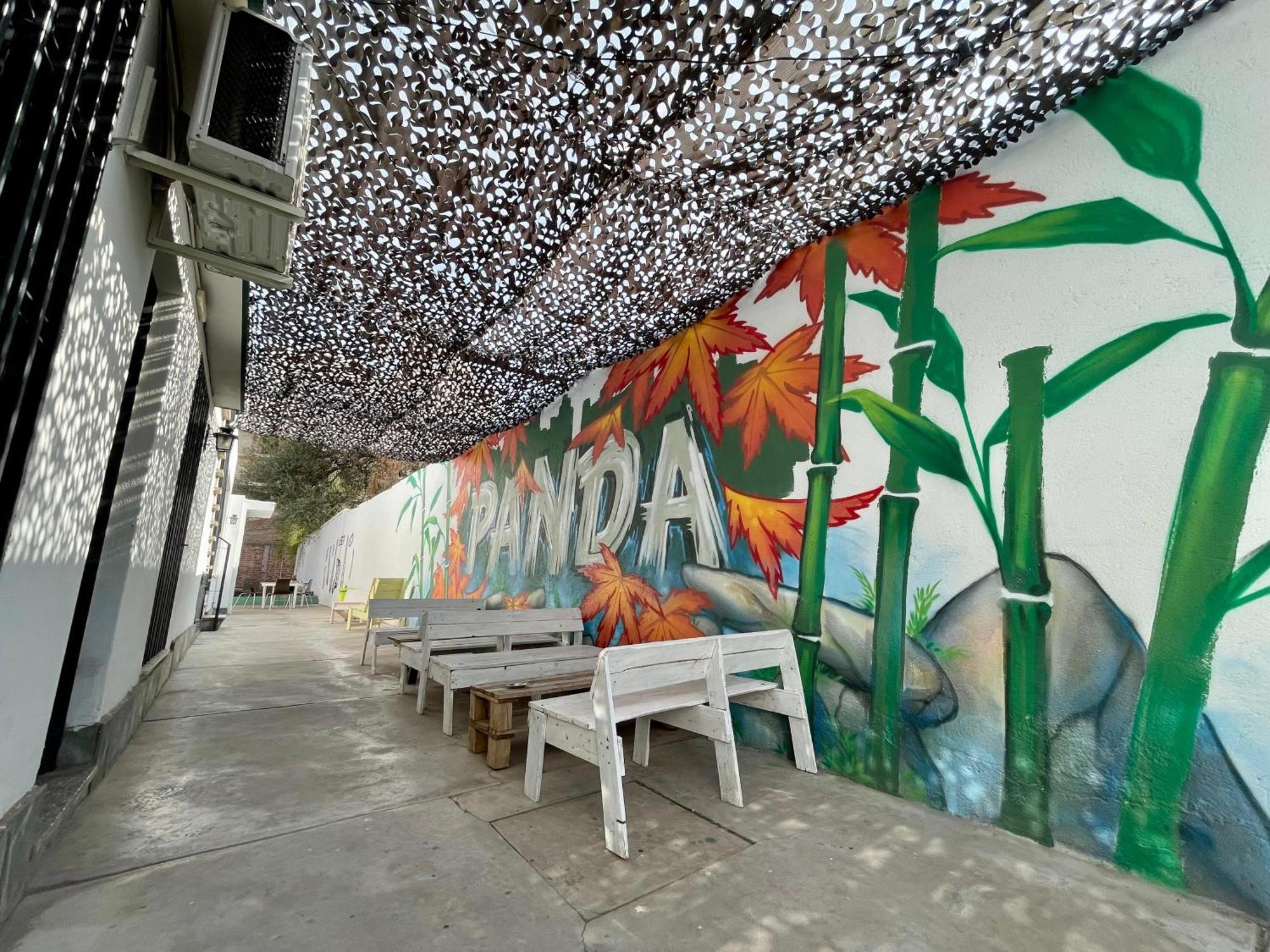 Panda Hostel Mendoza Exterior foto
